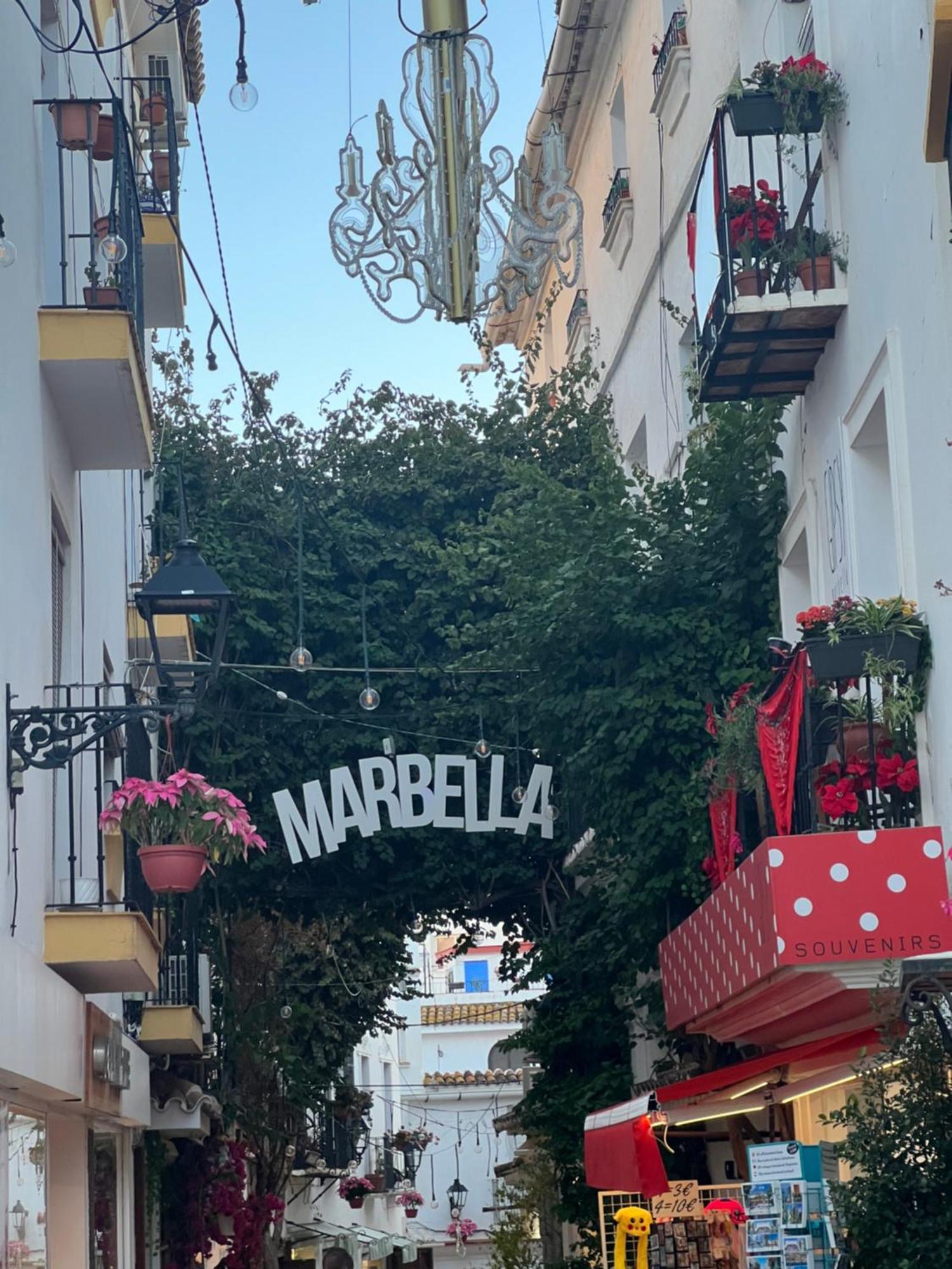 Marbella Village Экстерьер фото